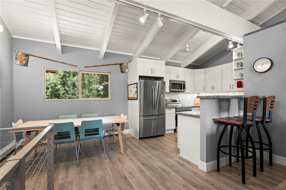 830 Oriole Way, Unit 7 Incline Village, NV 89451 - Photo 6 of 29 Dining and kitchen