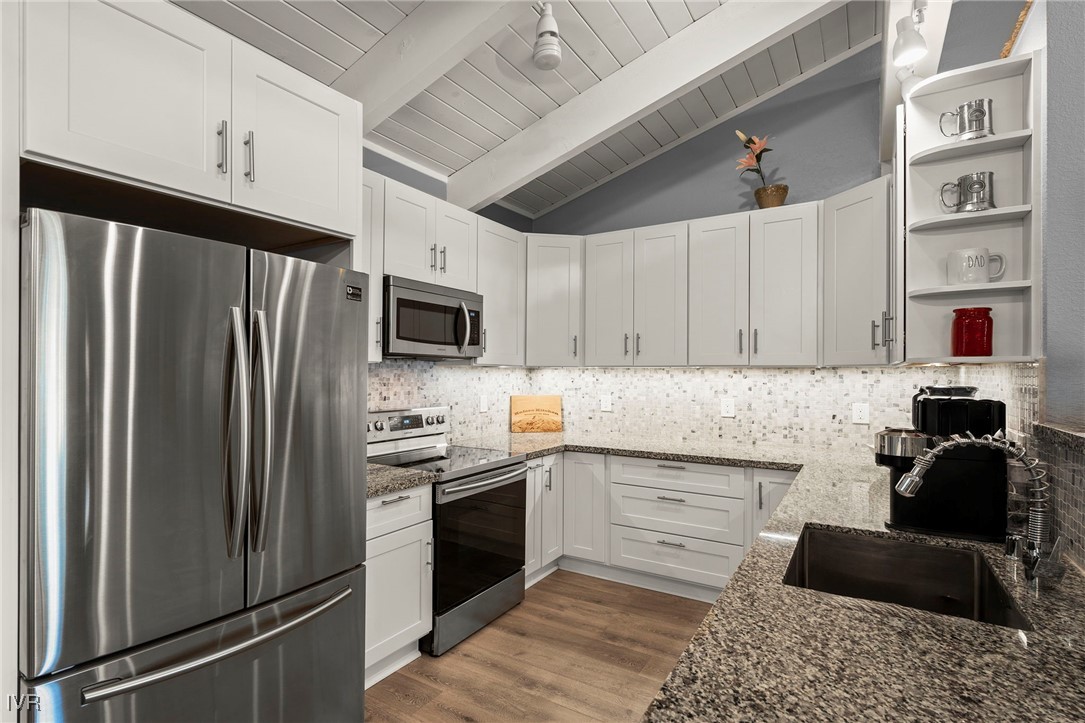 830 Oriole Way, Unit 7 Incline Village, NV 89451 - Photo 9 of 29 Kitchen