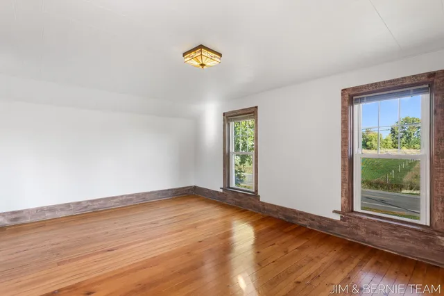 $389,900 | 5014 136th Avenue, Hamilton, MI 49419