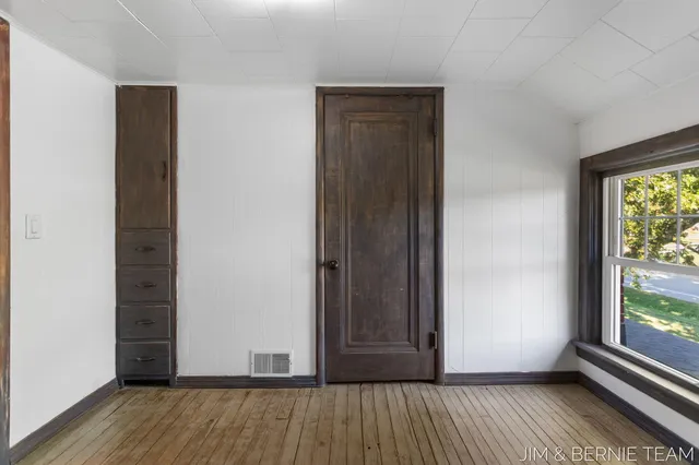 $389,900 | 5014 136th Avenue, Hamilton, MI 49419