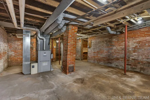 $389,900 | 5014 136th Avenue, Hamilton, MI 49419