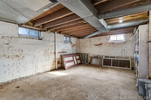 $389,900 | 5014 136th Avenue, Hamilton, MI 49419