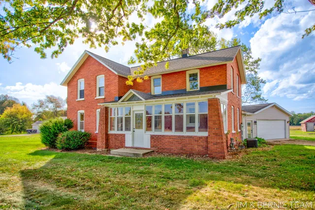 $389,900 | 5014 136th Avenue, Hamilton, MI 49419