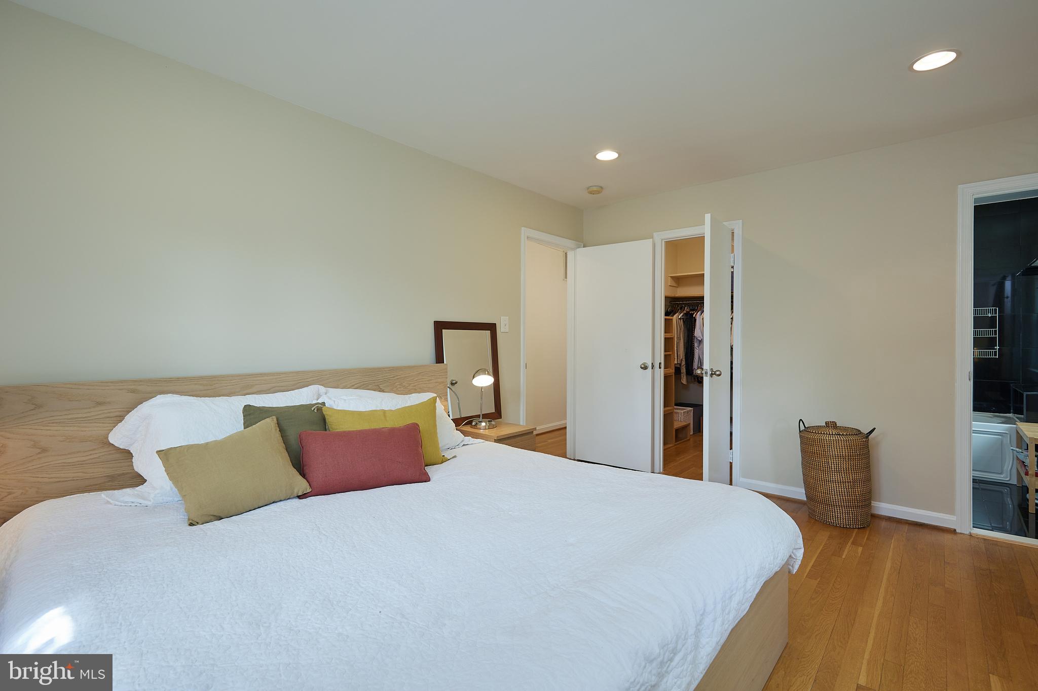 7209 Marbury Road Bethesda, MD 20817 - Photo 18 of 36