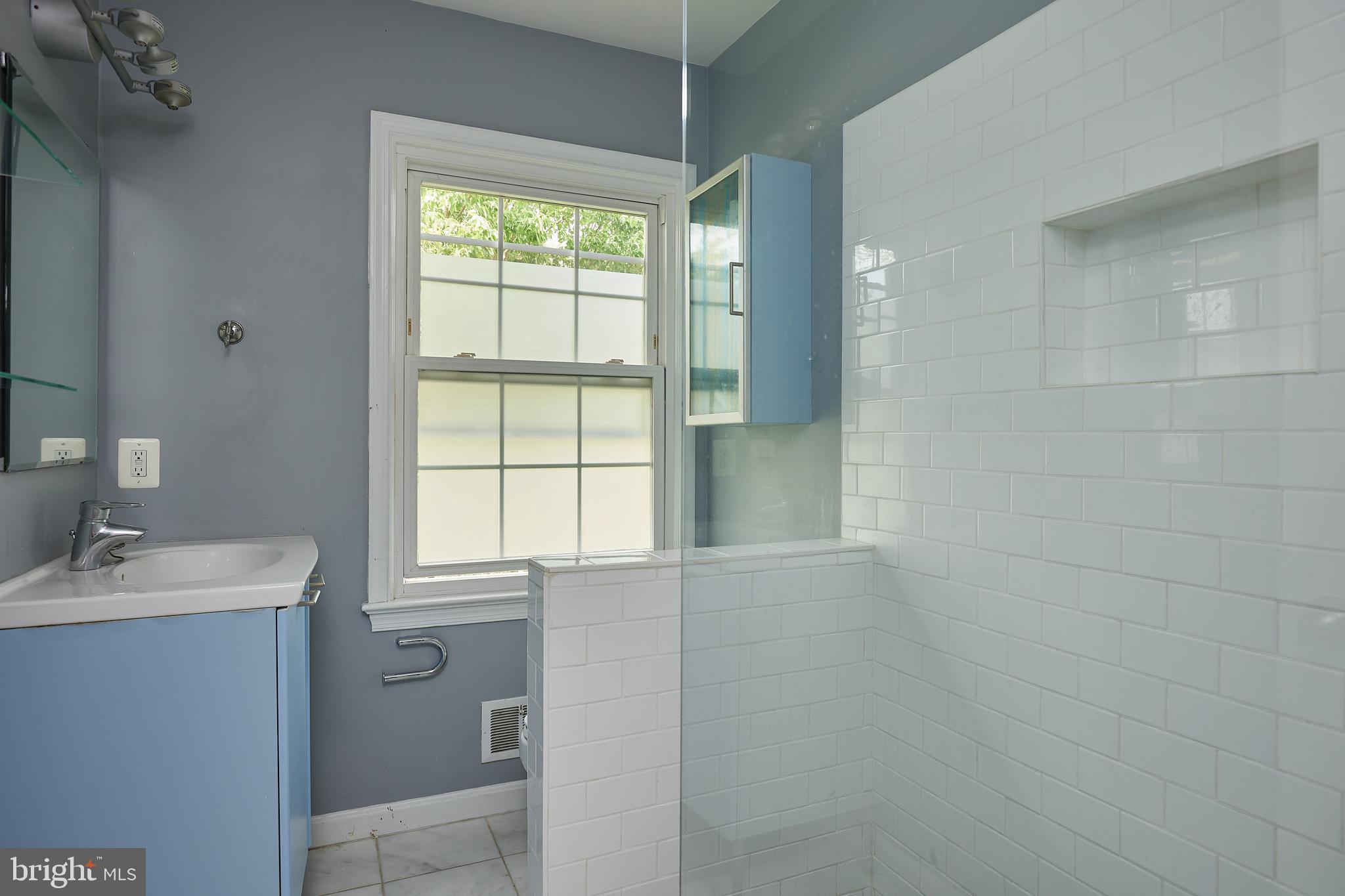 7209 Marbury Road Bethesda, MD 20817 - Photo 20 of 36