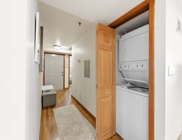 $775,000 | 180 Washington Street, Unit 2, Jersey City, NJ 07302