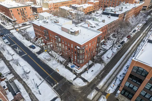 $775,000 | 180 Washington Street, Unit 2, Jersey City, NJ 07302