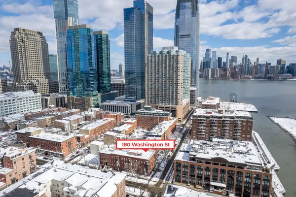 $775,000 | 180 Washington Street, Unit 2, Jersey City, NJ 07302