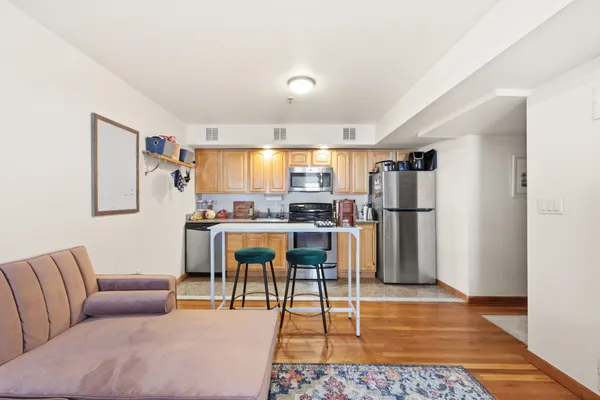 $775,000 | 180 Washington Street, Unit 2, Jersey City, NJ 07302