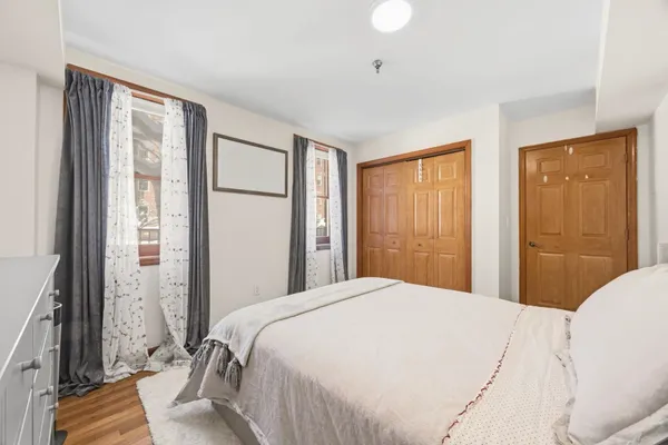 $775,000 | 180 Washington Street, Unit 2, Jersey City, NJ 07302