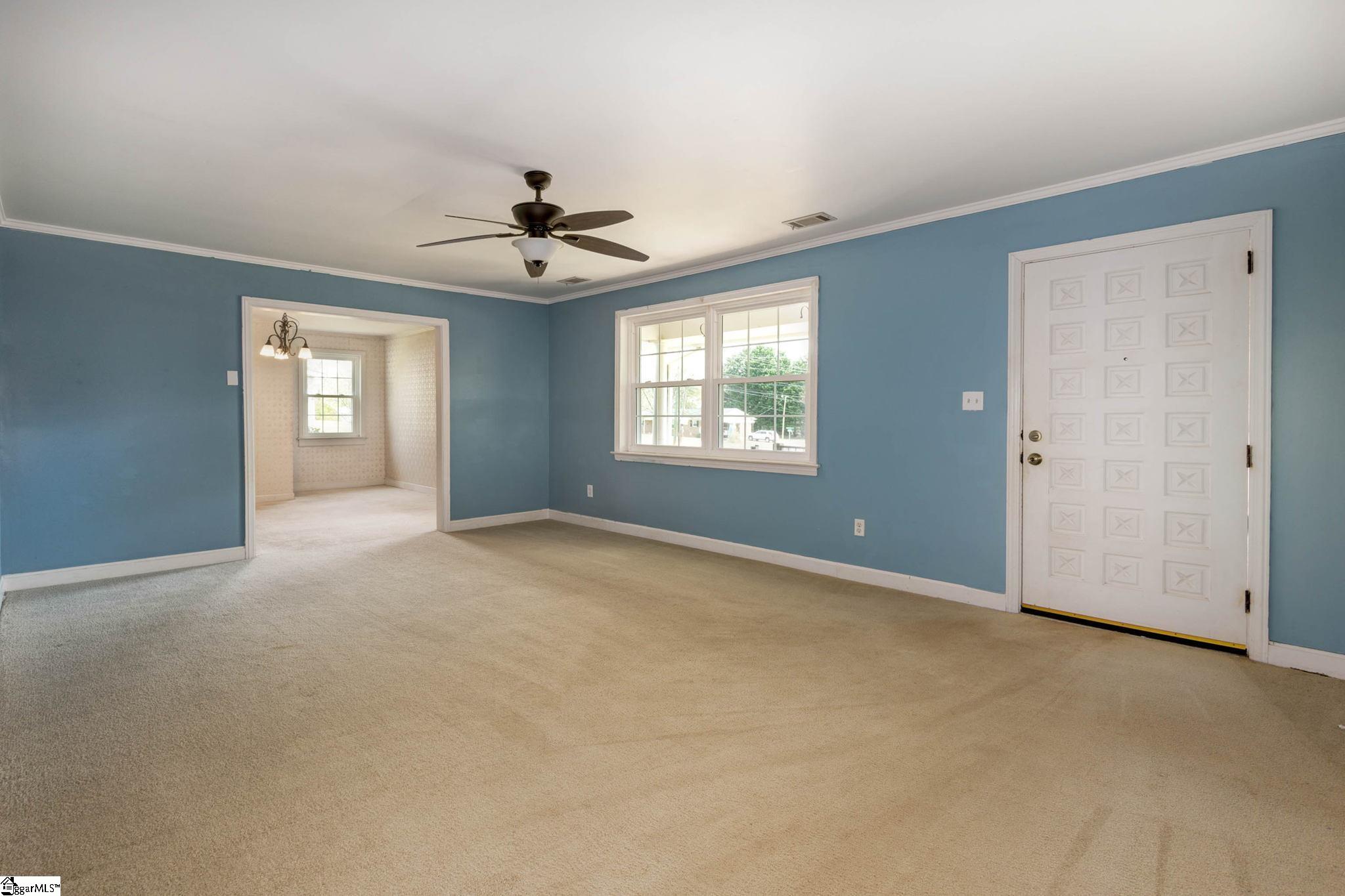412 Hammett Bridge Road Greer, SC 29650 - Photo 3 of 26 Gallery Image 3
