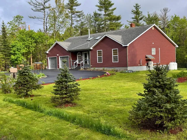 $619,000 | 245 Eastern Avenue, Brewer, ME 04412