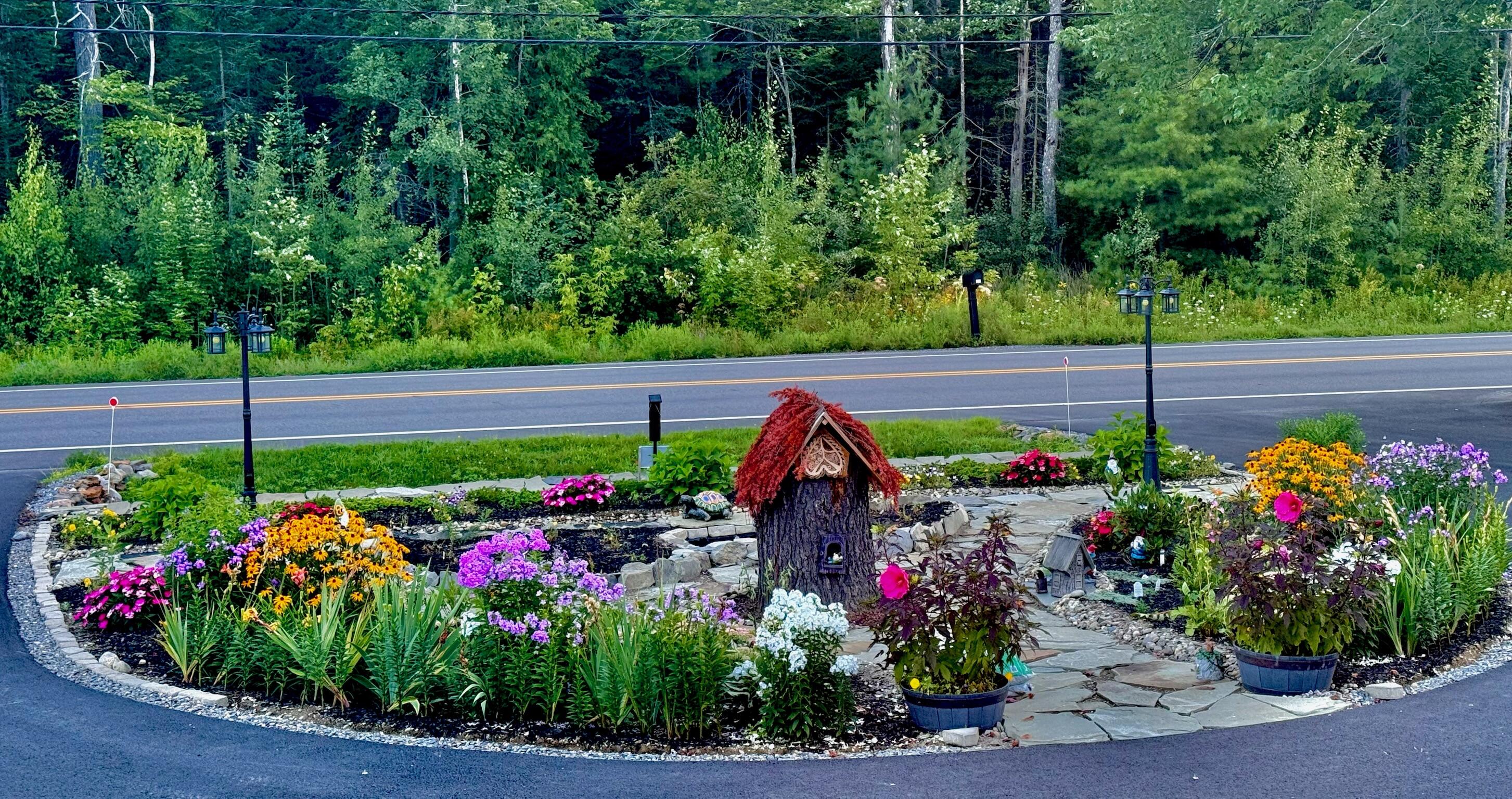 245 Eastern Avenue Brewer, ME 04412 - Photo 4 of 17 IMG_8224