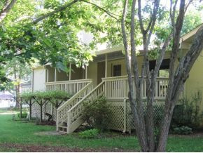 21 Compton Bristol, TN 37620 - Photo 4 of 24 Photo 4