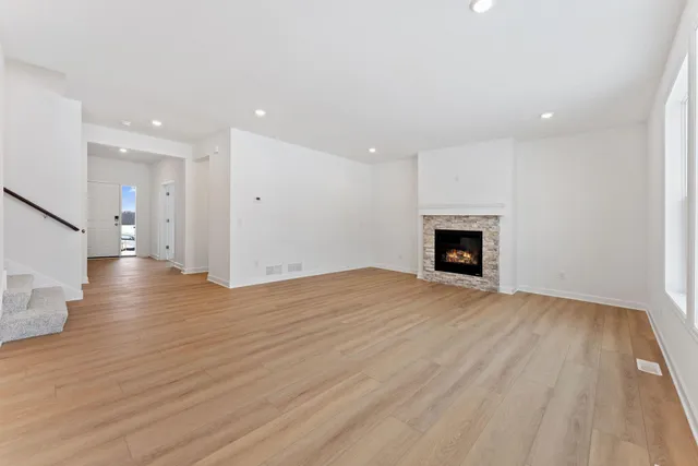 $484,820 | 266 6th Street Northwest, Delano, MN 55328