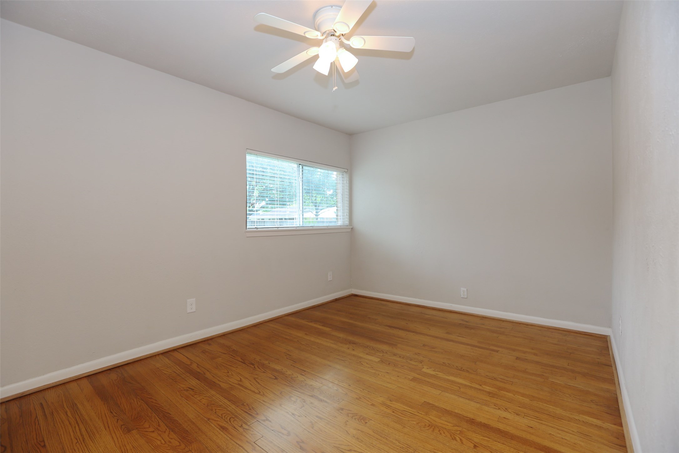 6123 Grape Street Houston, TX 77074 - Photo 15 of 18
