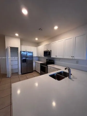 $2,800 | 11378 Southwest 254th Terrace, Homestead, FL 33032