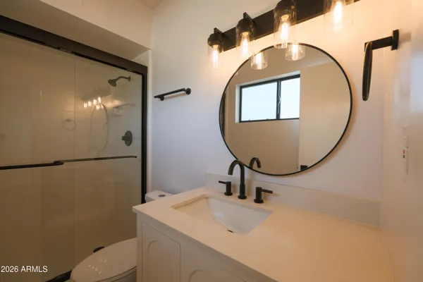 $265,000 | 749 East Montebello Avenue, Unit 231, Phoenix, AZ 85014