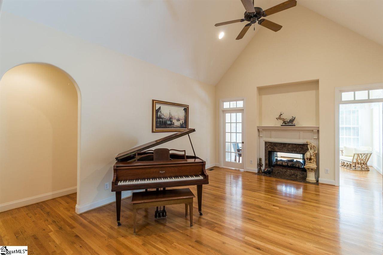 128 Greybridge Road Pelzer, SC 29669 - Photo 3 of 36