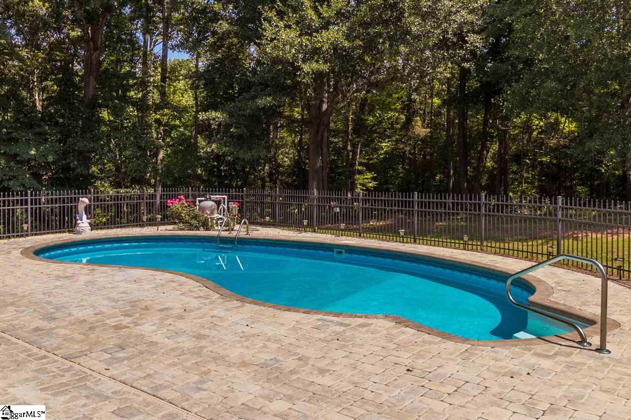 128 Greybridge Road Pelzer, SC 29669 - Photo 29 of 36