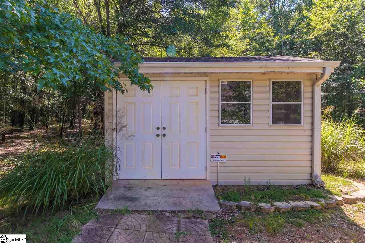 128 Greybridge Road Pelzer, SC 29669 - Photo 31 of 36