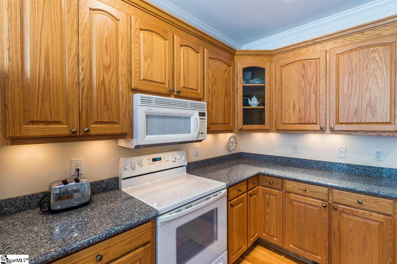 128 Greybridge Road Pelzer, SC 29669 - Photo 7 of 36