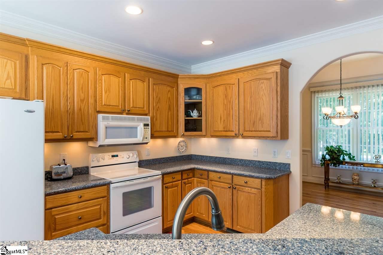 128 Greybridge Road Pelzer, SC 29669 - Photo 8 of 36