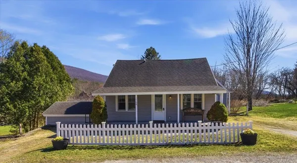 $395,000 | 1768 Barnumville Road, Manchester, VT 05255