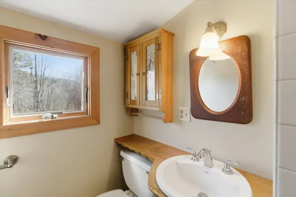 $395,000 | 1768 Barnumville Road, Manchester, VT 05255