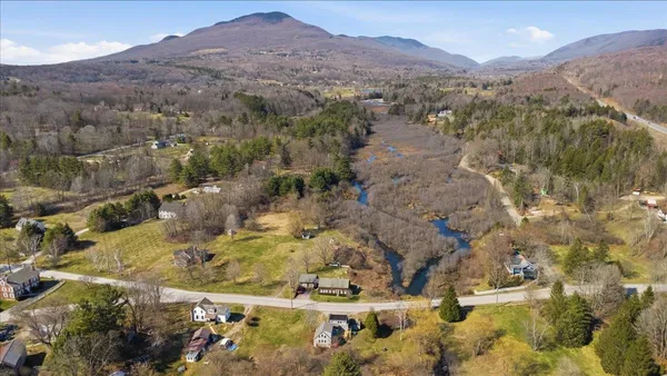 $395,000 | 1768 Barnumville Road, Manchester, VT 05255