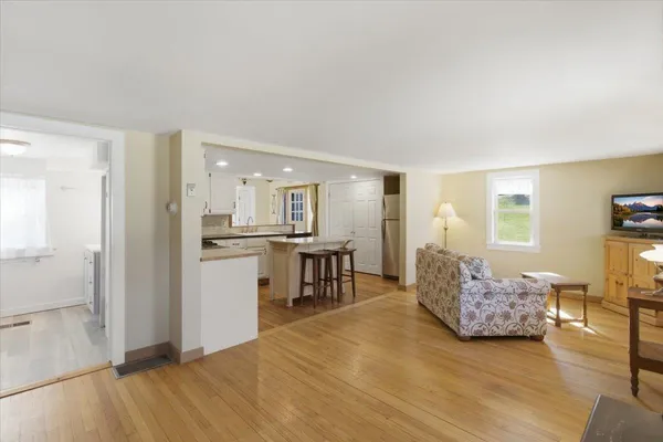 $395,000 | 1768 Barnumville Road, Manchester, VT 05255