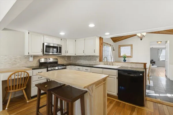 $395,000 | 1768 Barnumville Road, Manchester, VT 05255