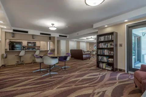 $575,000 | 4141 Bayshore Boulevard, Unit 1003, Tampa, FL 33611