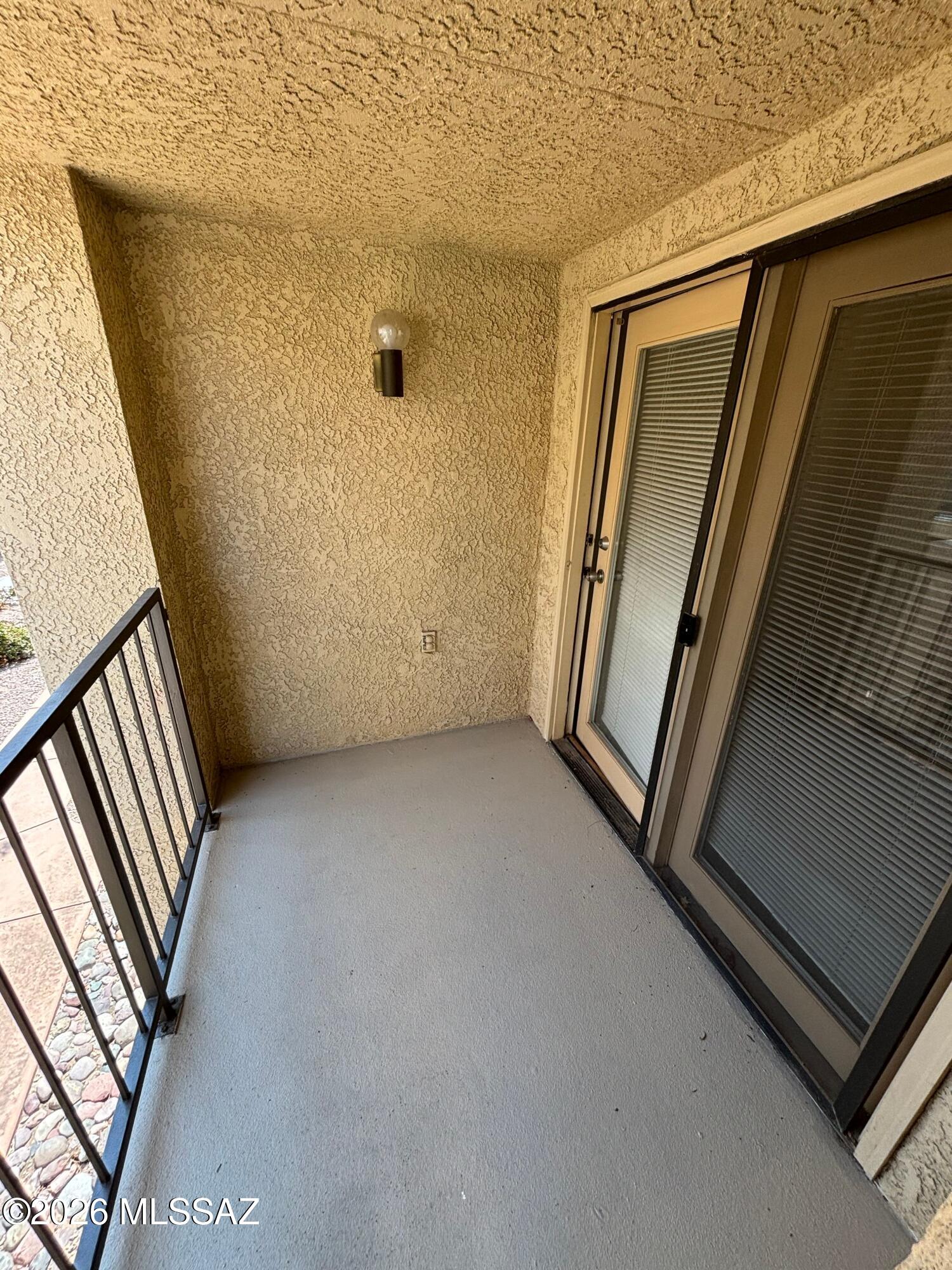 1200 East River Road, Unit F64 Tucson, AZ 85718 - Photo 11 of 23 Balcony