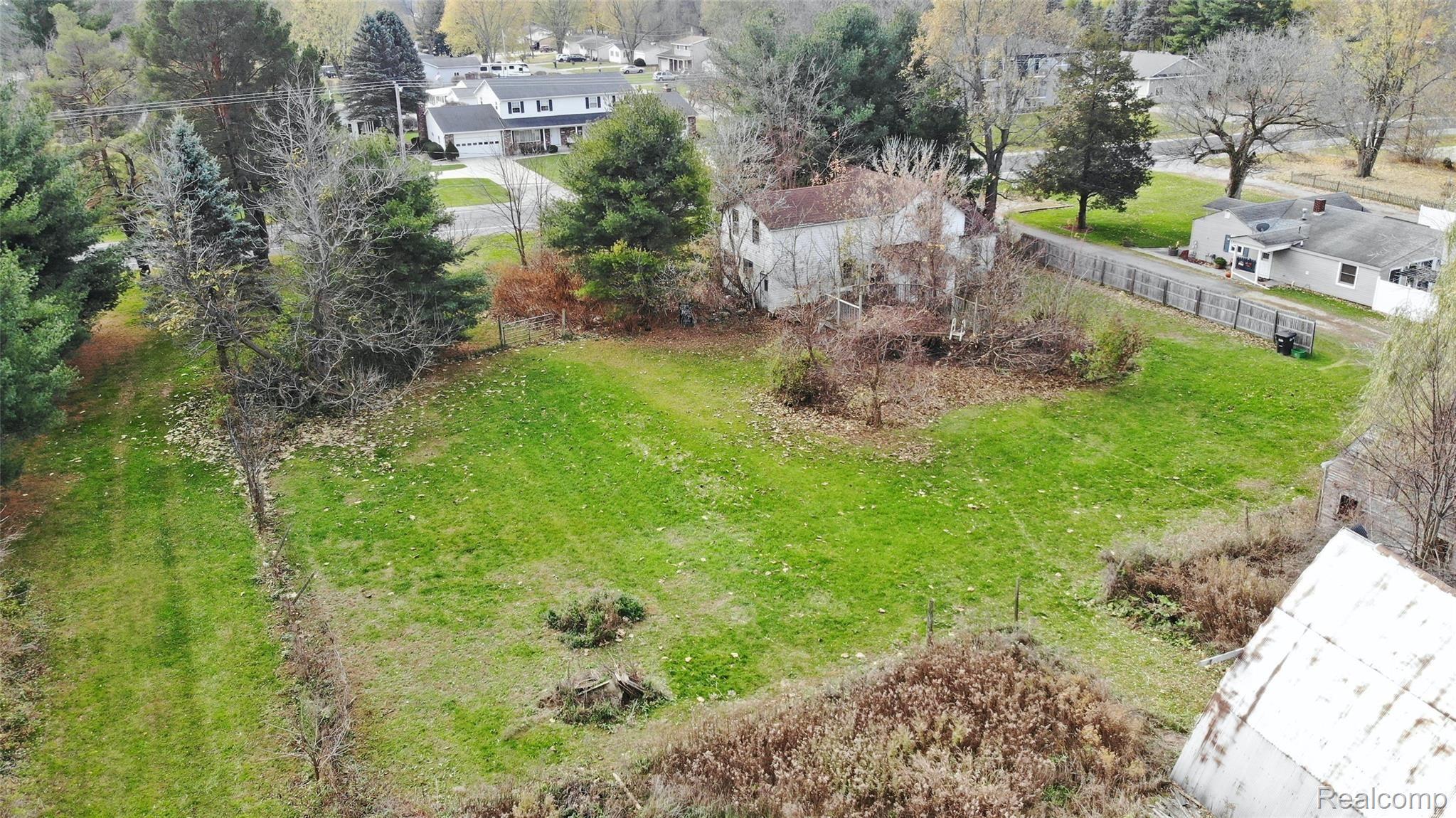 4451 East Mt Morris Road Mount Morris, MI 48458 - Photo 18 of 35 18) Aerial of Backyard.jpg