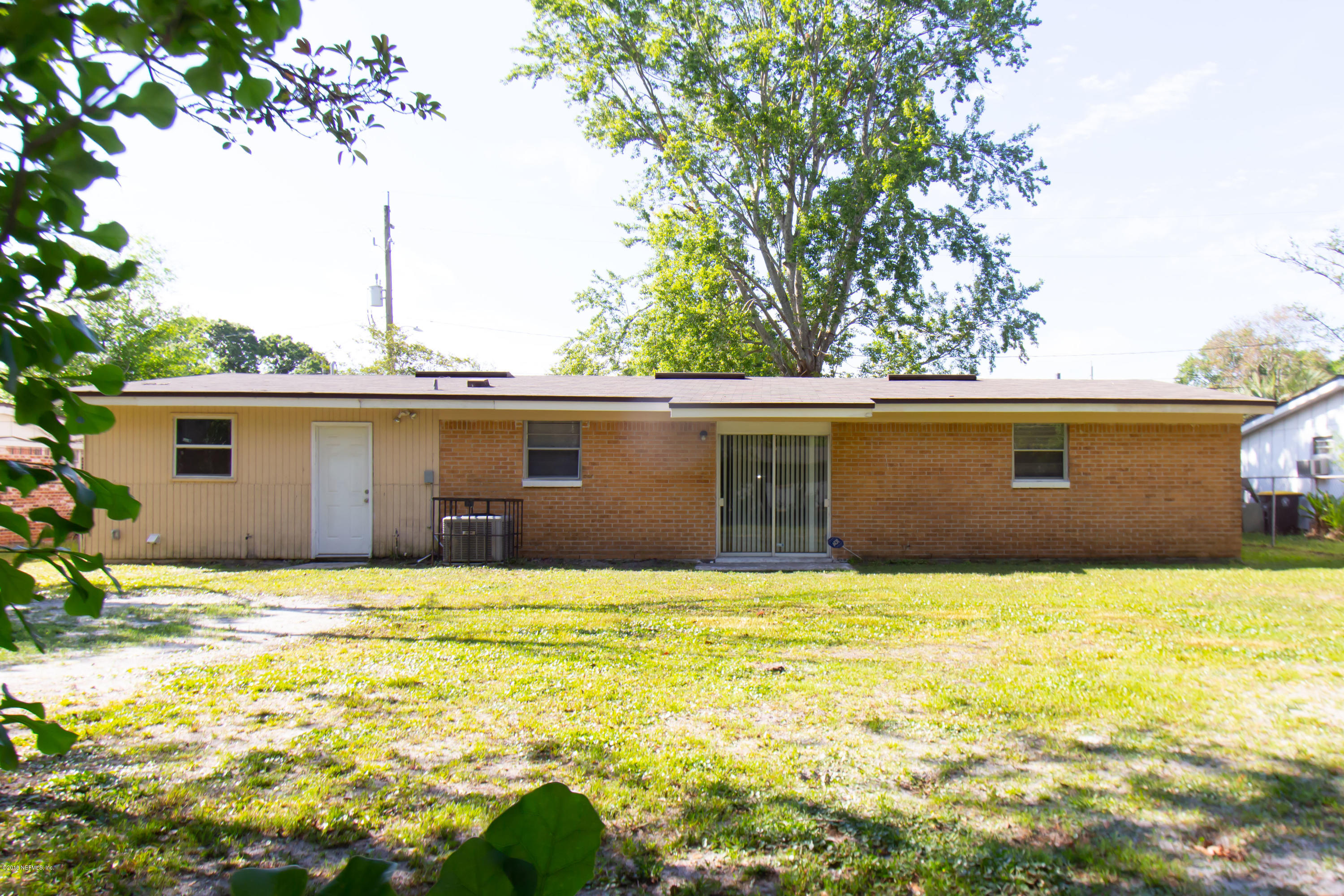 5305 Foxboro Road Jacksonville, FL 32208 - Photo 33 of 34 3_Rear