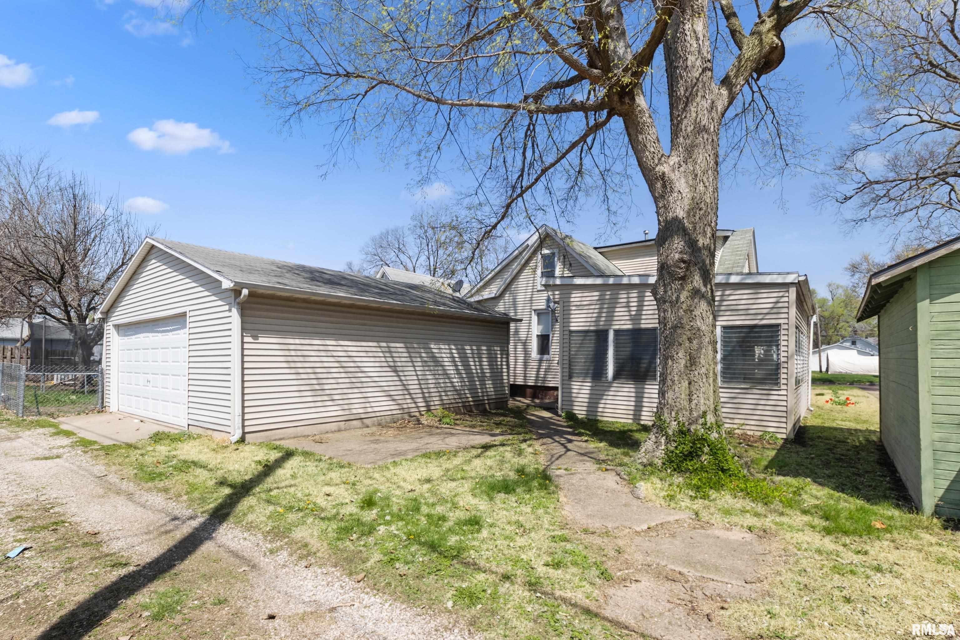 320 State Street Pekin, IL 61554 - Photo 30 of 32