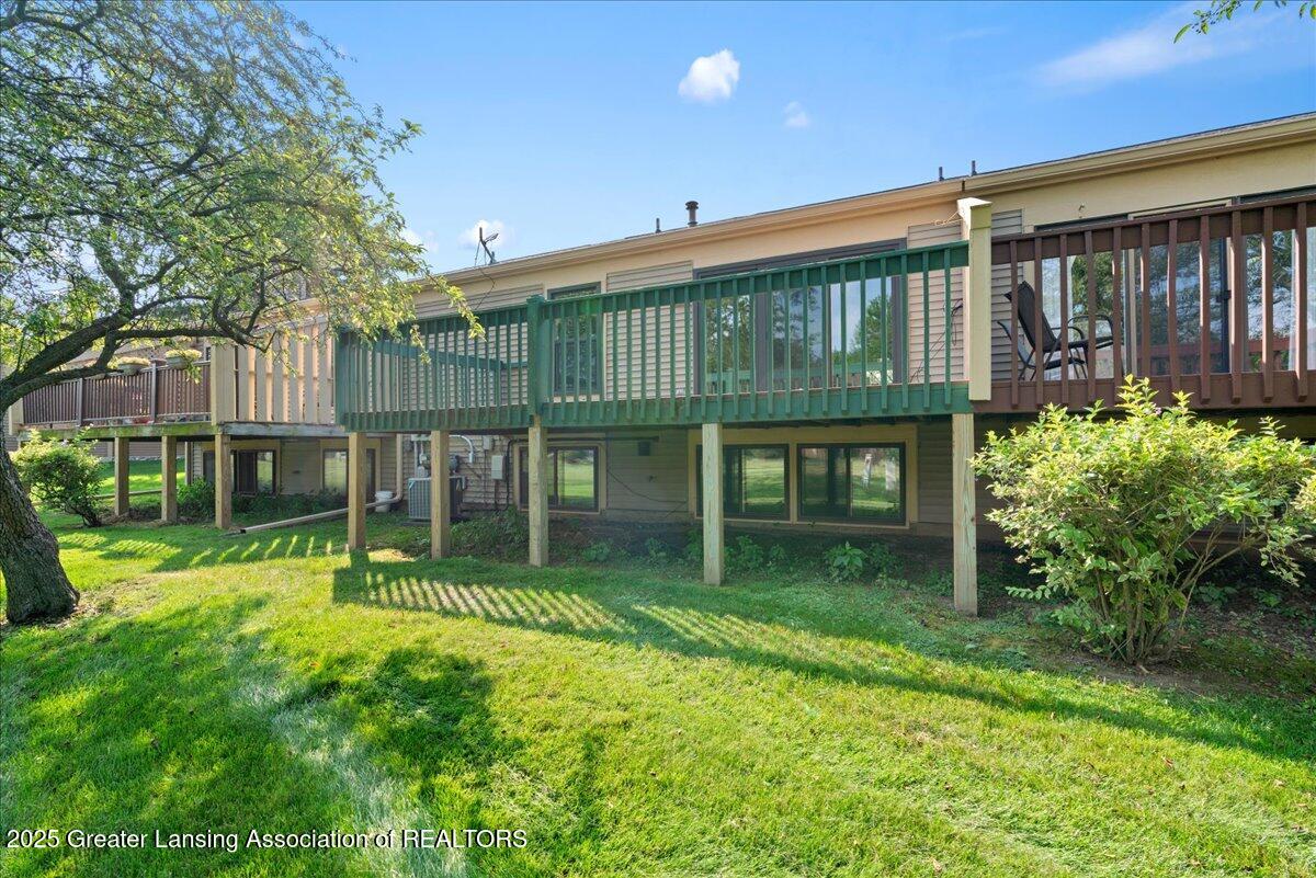 6526 Spring Tree Lane, Unit 30 Lansing, MI 48917 - Photo 31 of 36 34-Media Jett - 34