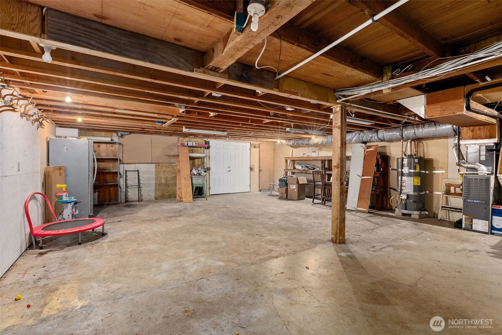 418 Southwest Canyon Loop Winlock, WA 98596 - Photo 28 of 35 a view of empty room with wooden ceiling