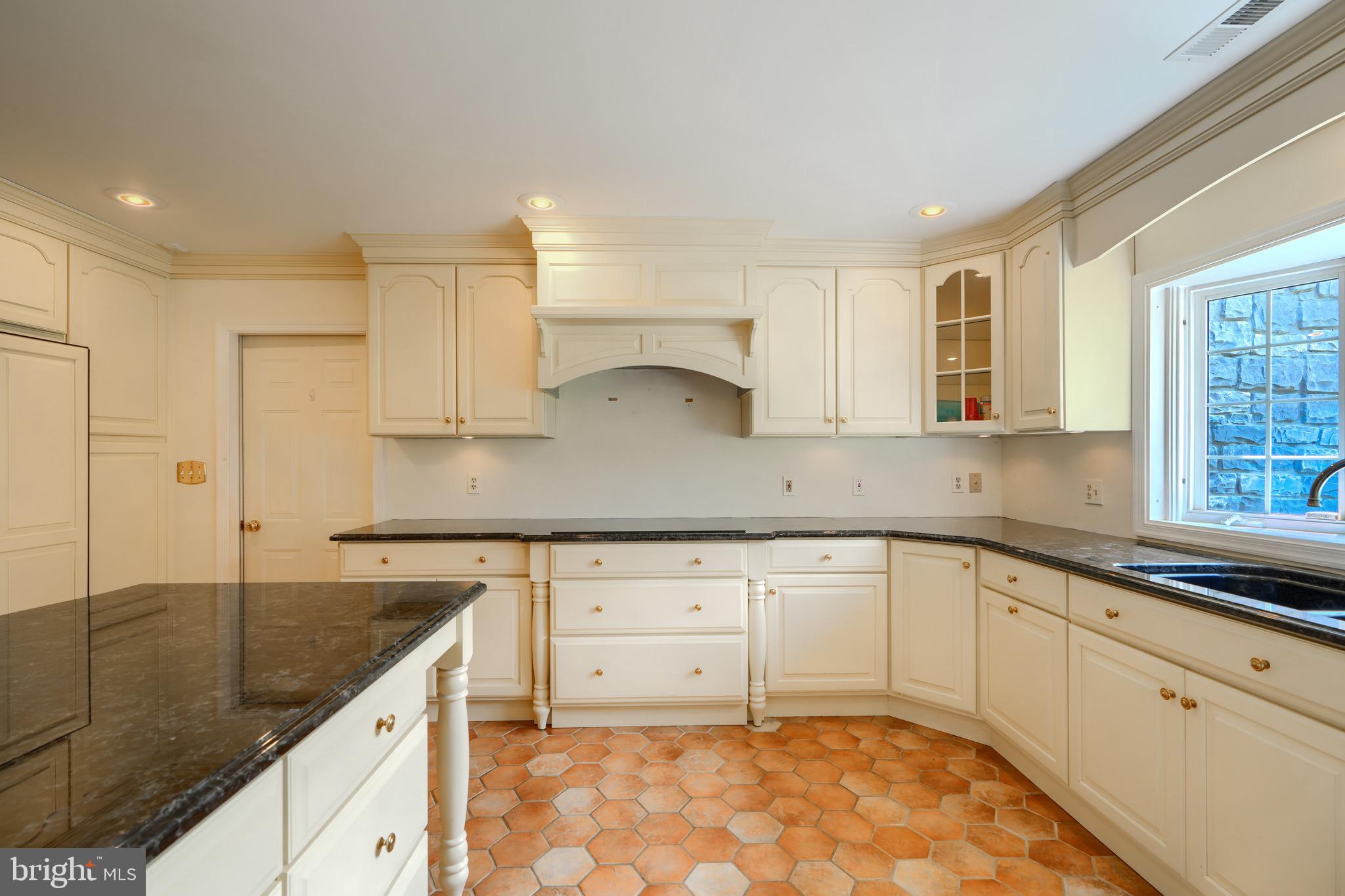 15009 La Vale Road Monkton, MD 21111 - Photo 18 of 45 updated kitchen with light filled front bay window