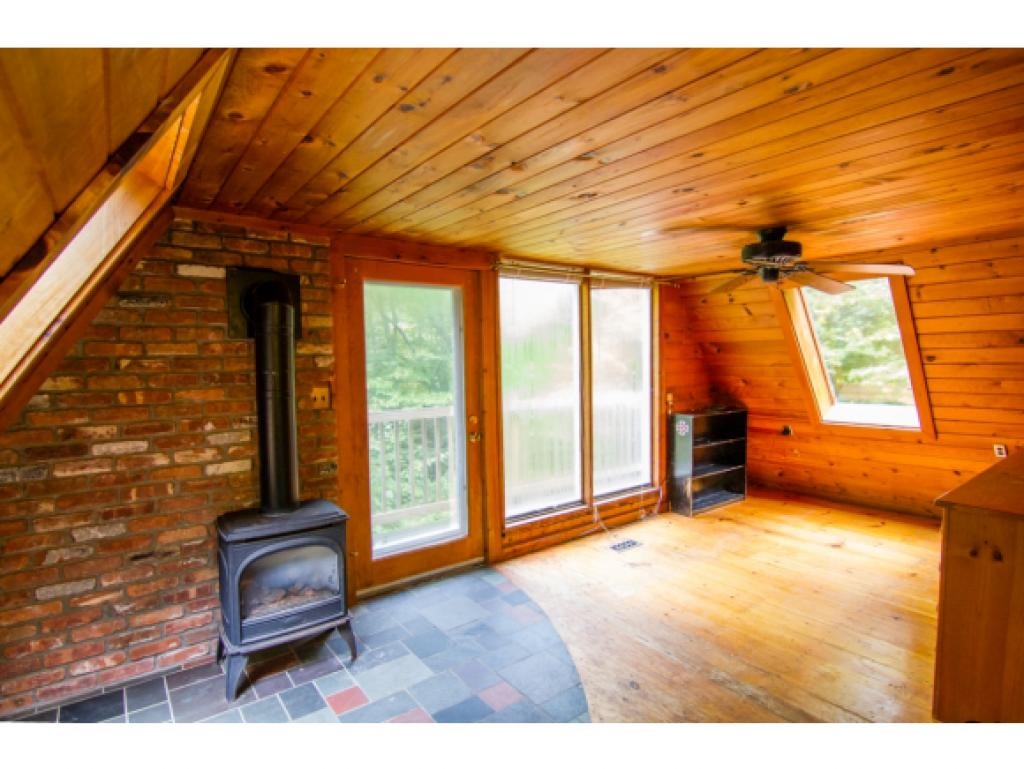 471 South Hill Road Stockbridge, VT 05772 - Photo 3 of 24