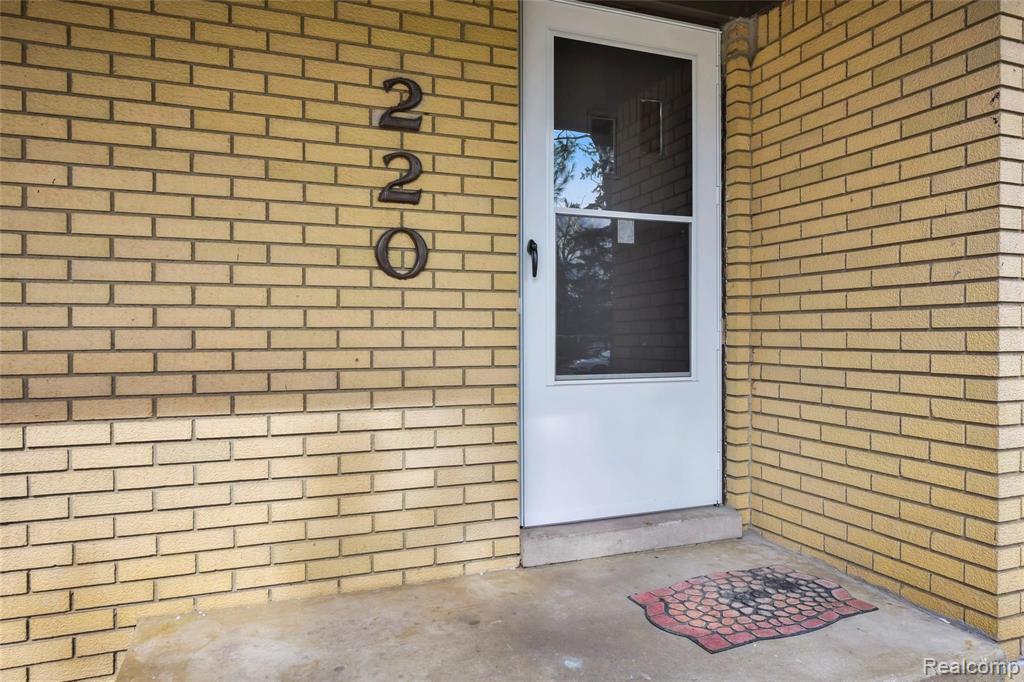 220 Boyken Road Rochester Hills, MI 48307 - Photo 24 of 24