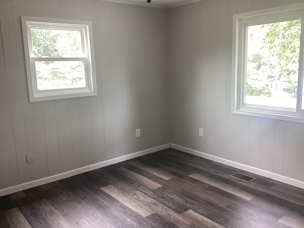 3262 Satcher Road Northwest Dalton, GA 30721 - Photo 3 of 13 Gallery Image 3