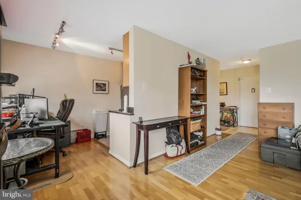 $1,625 | 1730 Arlington Boulevard, Unit 401, Arlington, VA 22209