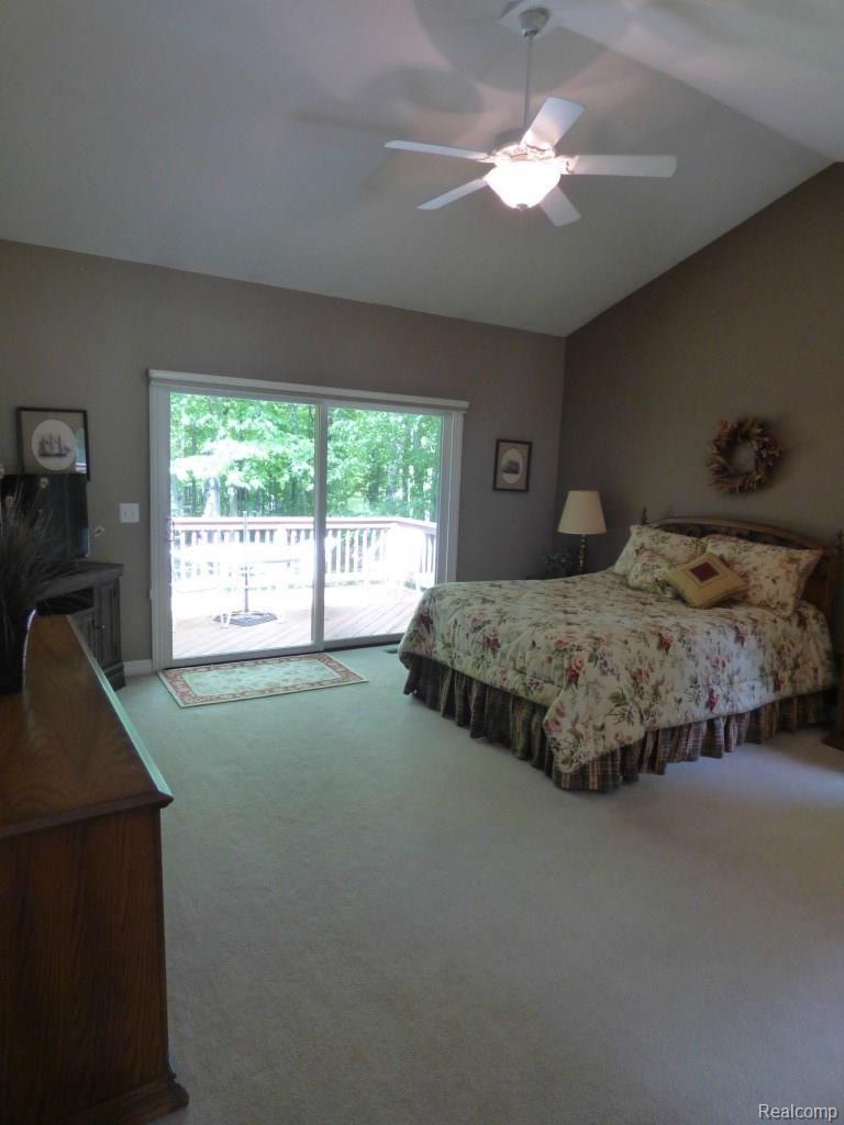 370 Timbermill Lane Howell, MI 48843 - Photo 29 of 56 P1160530.jpg