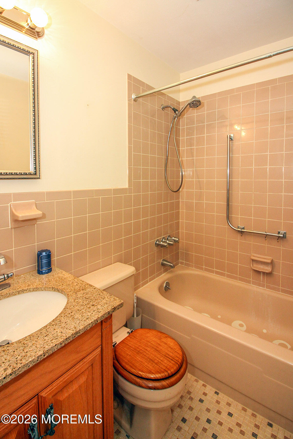29 East Road, Unit D Jackson, NJ 08527 - Photo 11 of 23 Full Bath