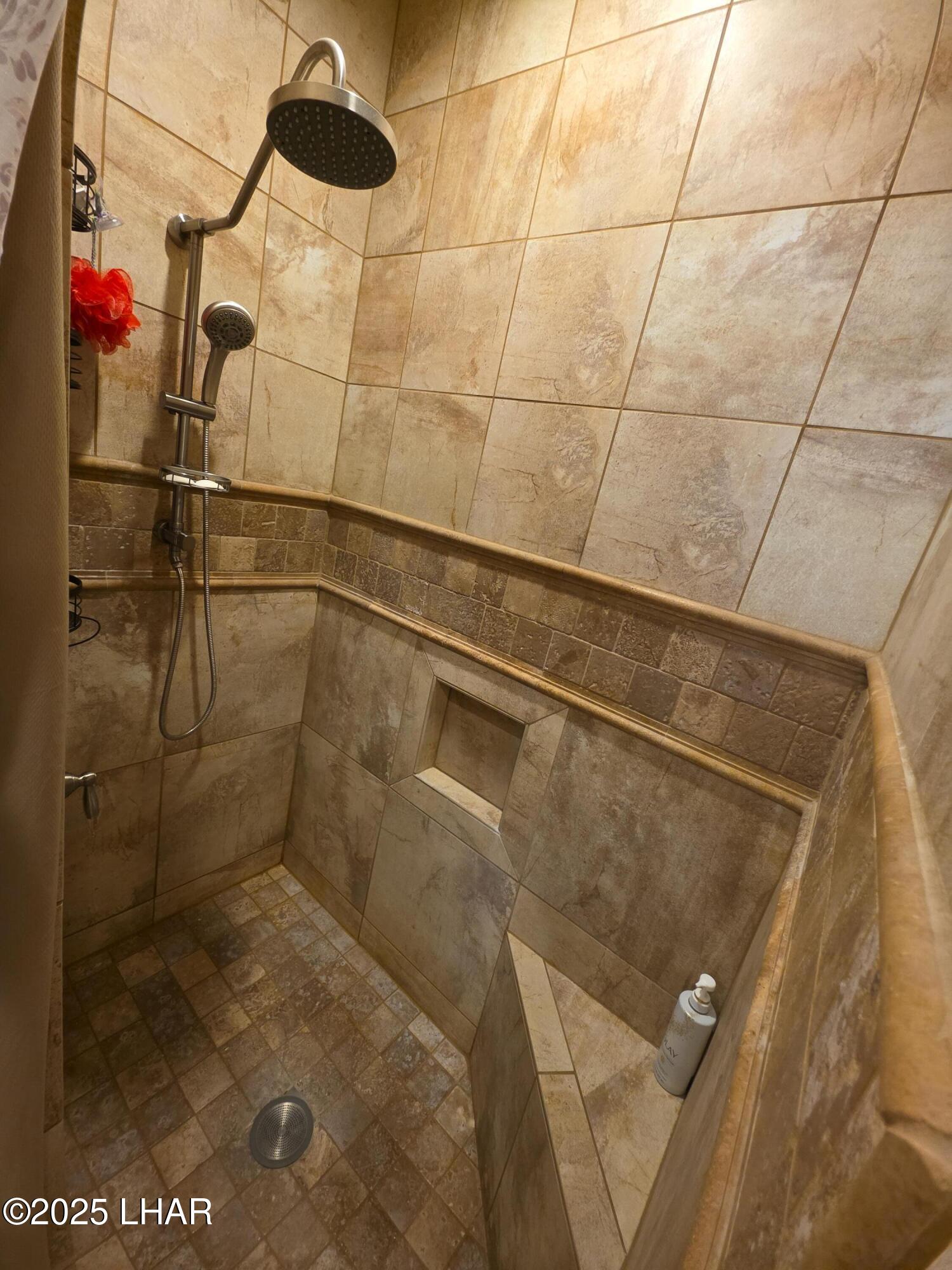 2550 Nez Perce Road Fort Mohave, AZ 86426 - Photo 6 of 33 shower