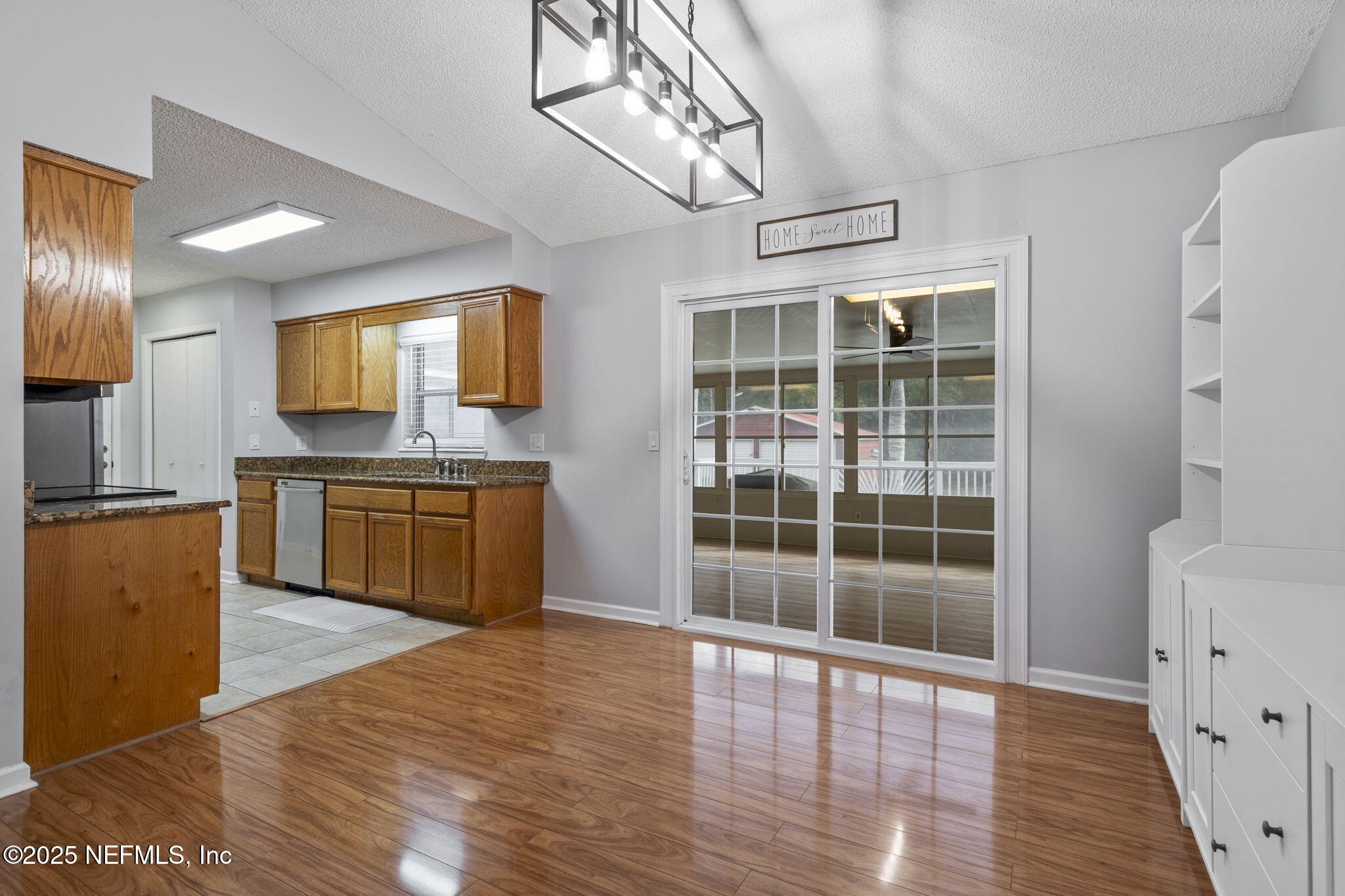 26 Bullrush Court Middleburg, FL 32068 - Photo 13 of 43 Dining