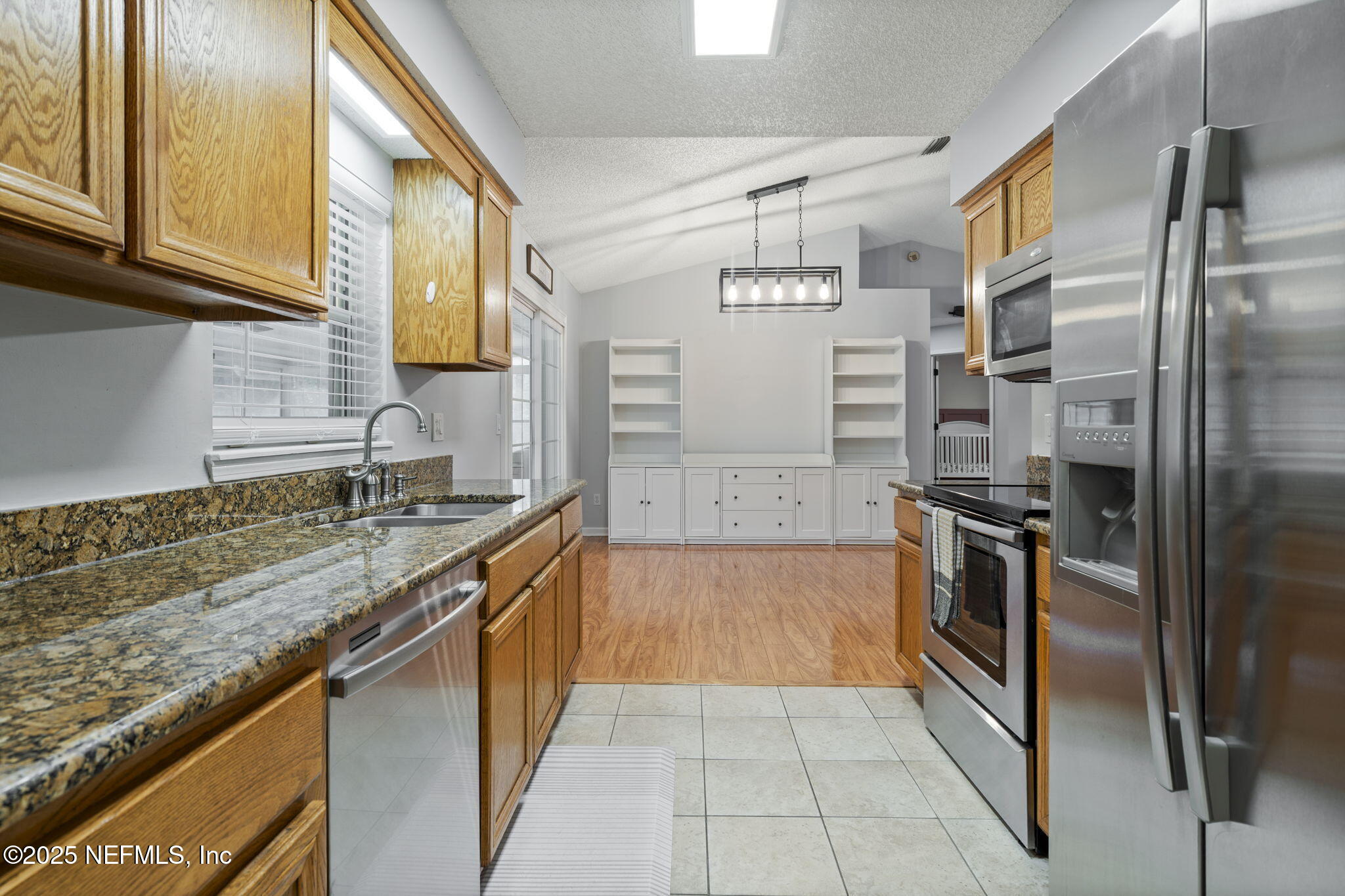 26 Bullrush Court Middleburg, FL 32068 - Photo 17 of 43 Kitchen