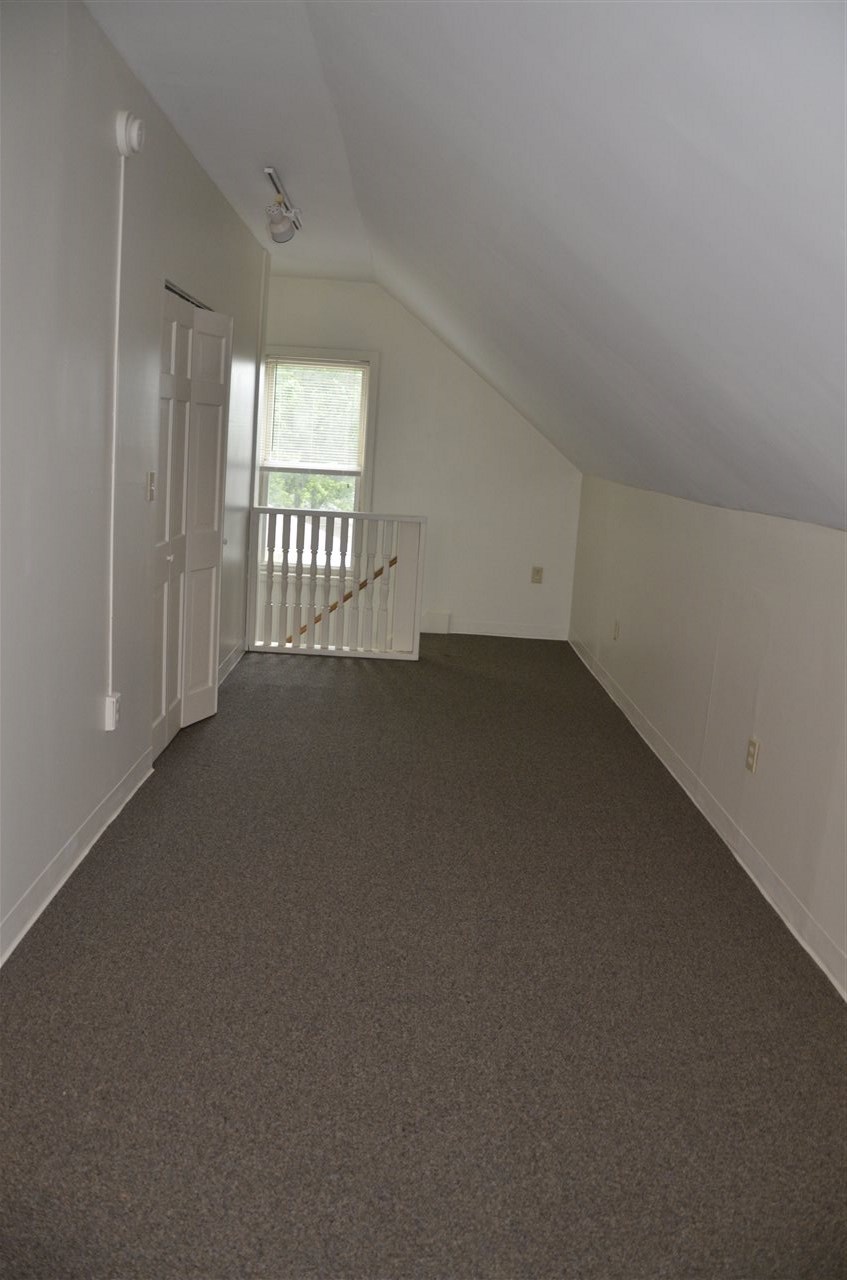 19 Pinard Street Manchester, NH 03102 - Photo 23 of 27 Gallery Image 23